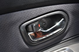 2011款一汽森雅S80