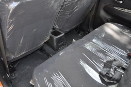 2011款一汽森雅S80