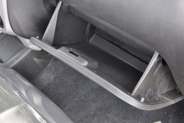 2011款一汽森雅S80