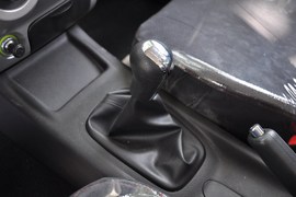 2011款一汽森雅S80