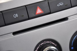 2011款一汽森雅S80