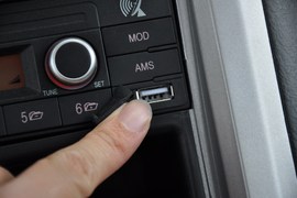 2011款一汽森雅S80