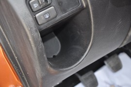 2011款一汽森雅S80