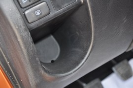 2011款一汽森雅S80