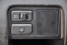 2011款一汽森雅S80