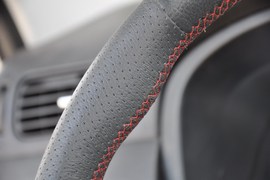 2011款一汽森雅S80
