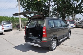 2011款一汽森雅S80