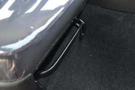 2011款一汽森雅S80