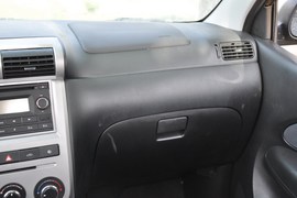 2011款一汽森雅S80