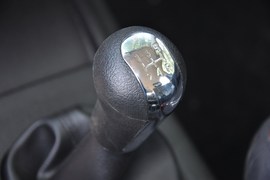 2011款一汽森雅S80