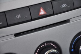 2011款一汽森雅S80
