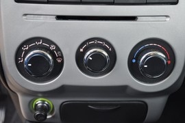 2011款一汽森雅S80