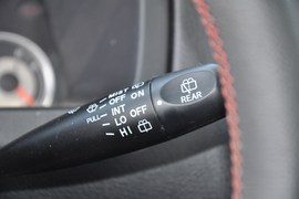 2011款一汽森雅S80