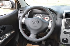2011款一汽森雅S80