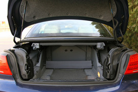   2011款宝马335i硬顶敞篷版测试
