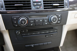 2011款宝马335i硬顶敞篷版测试