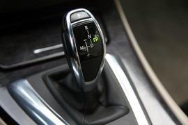 2011款宝马335i硬顶敞篷版测试