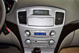 2009款三菱戈蓝