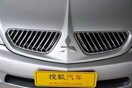 2009款三菱戈蓝