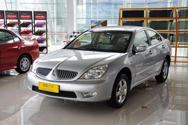 2009款三菱戈蓝