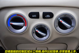 2011款北京现代雅绅特1.4GL到店实拍图解