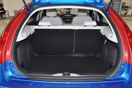 2011款雪铁龙世嘉1.6L手自一体冠军版