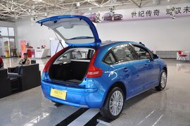 2011款雪铁龙世嘉1.6L手自一体冠军版