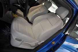 2011款雪铁龙世嘉1.6L手自一体冠军版