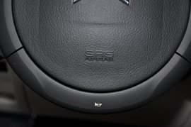 2011款雪铁龙世嘉1.6L手自一体冠军版