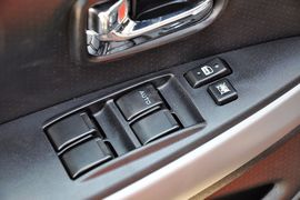 2011款长城炫丽CROSS