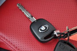 2011款长城炫丽CROSS