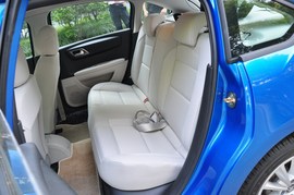 2011款雪铁龙世嘉两厢1.6AT冠军版实拍