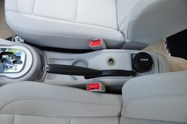 2011款雪铁龙世嘉两厢1.6AT冠军版实拍