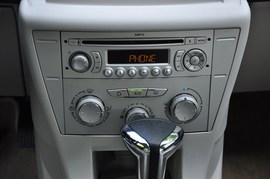 2011款雪铁龙世嘉两厢1.6AT冠军版实拍