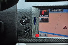 2011款雪铁龙世嘉两厢1.6AT冠军版实拍