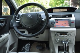 2011款雪铁龙世嘉两厢1.6AT冠军版实拍