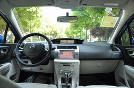 2011款雪铁龙世嘉两厢1.6AT冠军版实拍