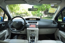 2011款雪铁龙世嘉两厢1.6AT冠军版实拍