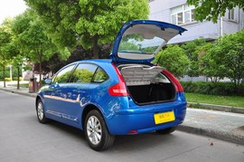 2011款雪铁龙世嘉两厢1.6AT冠军版实拍