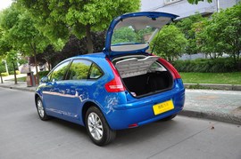 2011款雪铁龙世嘉两厢1.6AT冠军版实拍