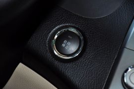 2011款比亚迪S6