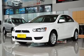 2011款东南三菱翼神