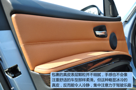 上海站试驾2011款宝马325i豪华型组图