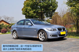 上海站试驾2011款宝马325i豪华型组图