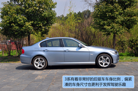 上海站试驾2011款宝马325i豪华型组图