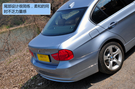 上海站试驾2011款宝马325i豪华型组图