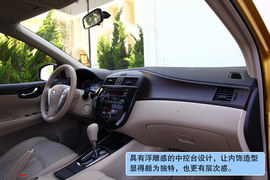 2011款东风日产新一代骐达试驾实拍