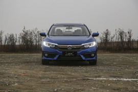 2017款本田思域180TURBO自动舒适版