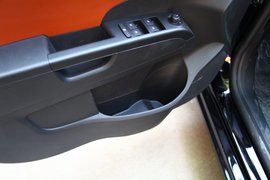 2011款雪佛兰爱唯欧两厢