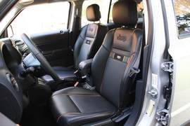 2011款Jeep自由客70周年纪念版